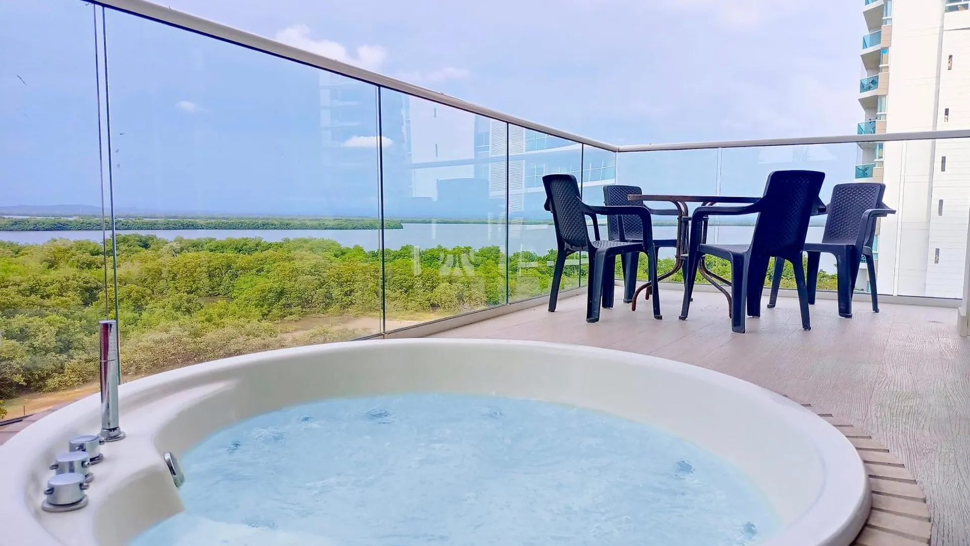 Apartamento Con Jacuzzi Privado Cerca A Playa Azul Cartagena 0*,