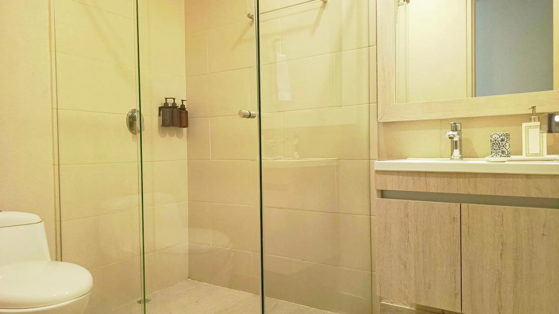 Apartamento Con Jacuzzi Privado Cerca A Playa Azul Cartagena شقة